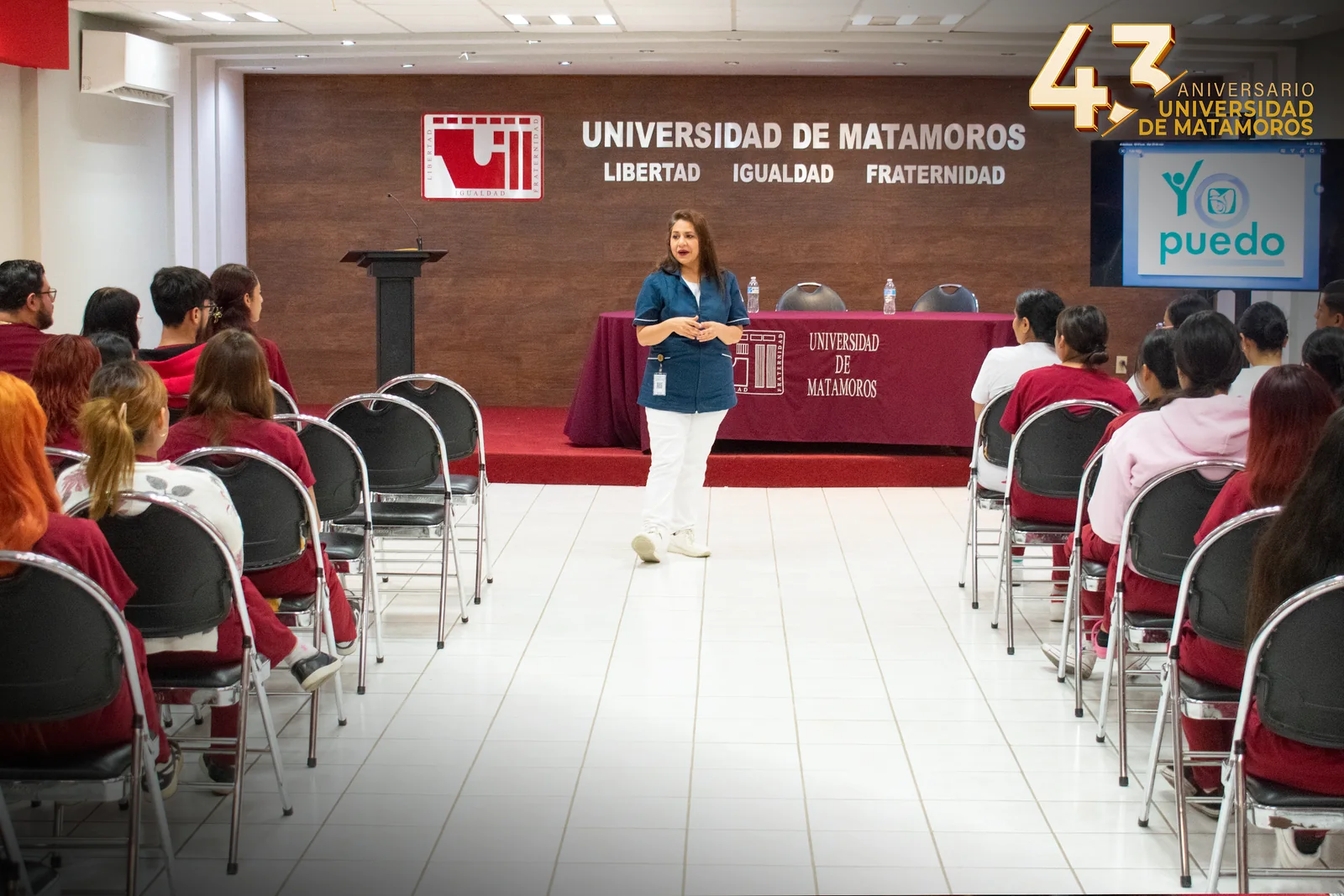 Estudiantes participan en el curso-taller Yo Puedo en la Universidad de Matamoros.